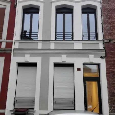 Lejlighed Moderne Duplexwohnung Mit Durchgang In Der Naehe Von By Interhome Saint-Quentin (Aisne)